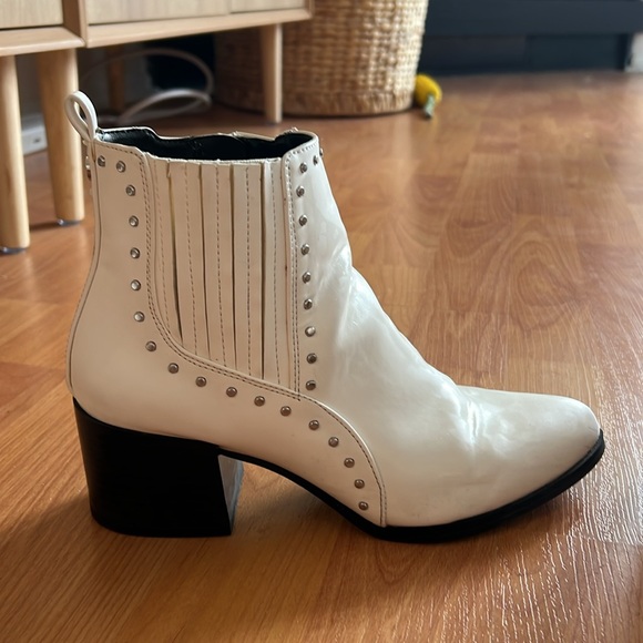 Sam Edelman booties - Picture 5 of 7